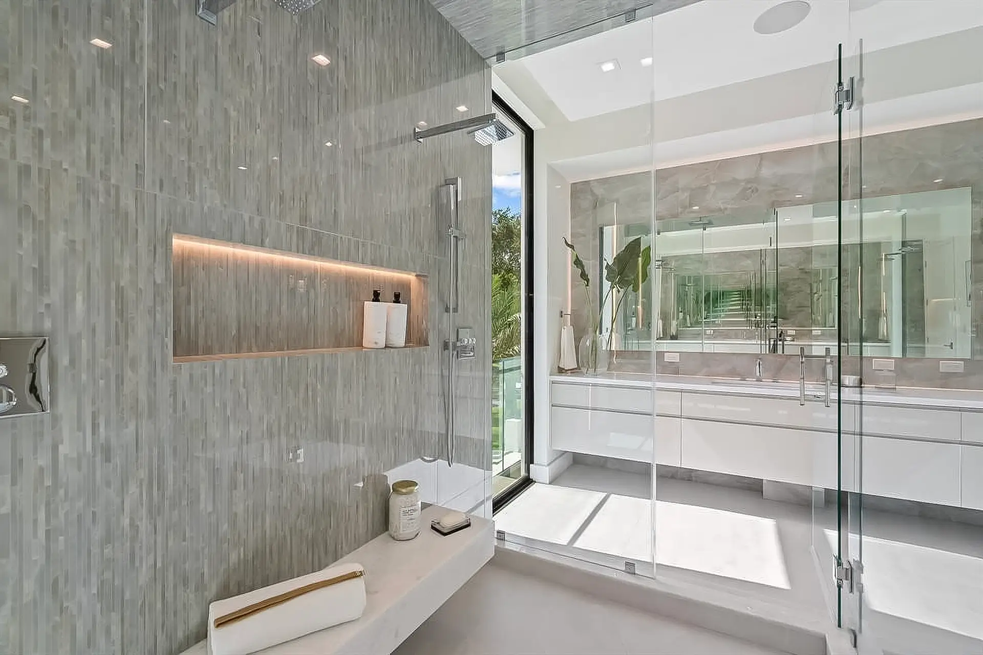 Custom Shower Enclosures