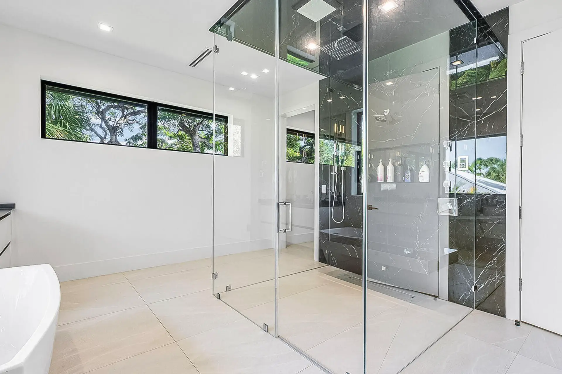 753 Park Drive West