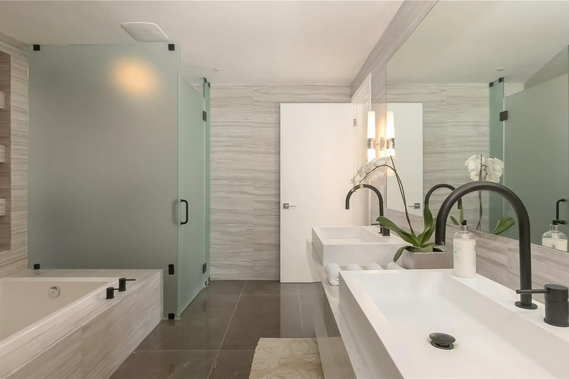 Auberge Beach Residences